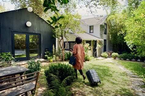 Smart lock integrations are now available to all hosts in the US .